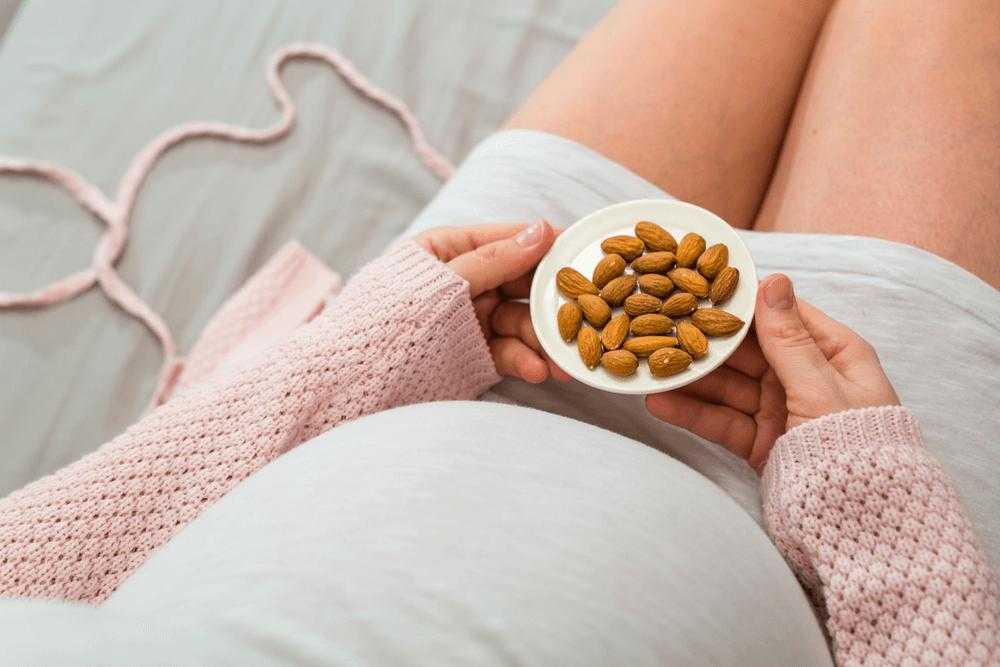 Можно ли есть семечки при беременности?