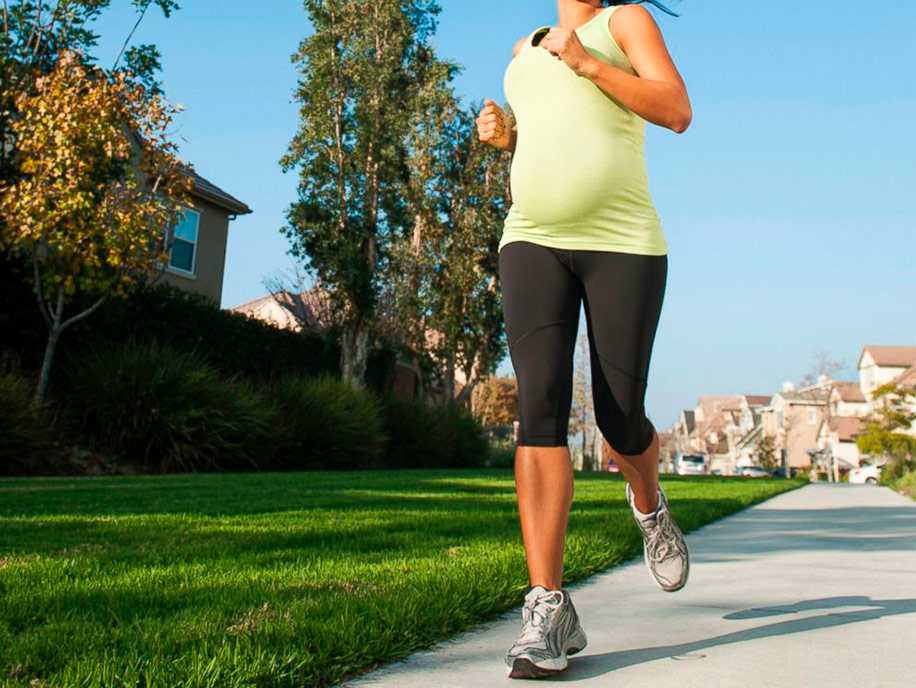 Можно ли беременным бегать, тренировки при беременности