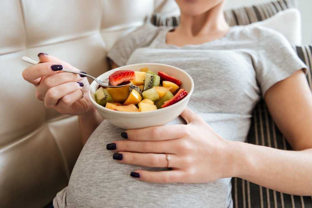 Какие фрукты полезны при беременности