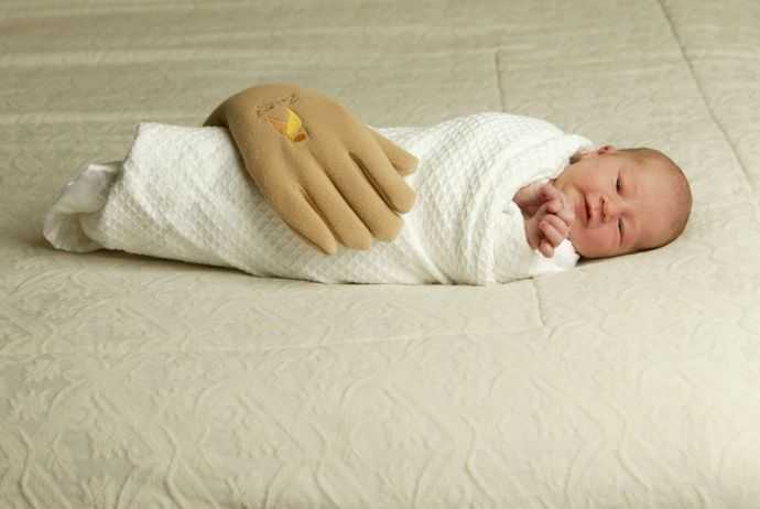 Подушка для новорожденных – виды, секреты выбора и применения