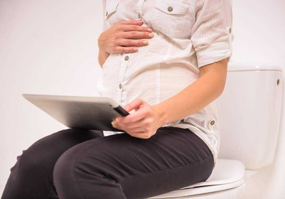 Понос (диарея) при беременности: на ранних сроках, во втором и третьем триместре