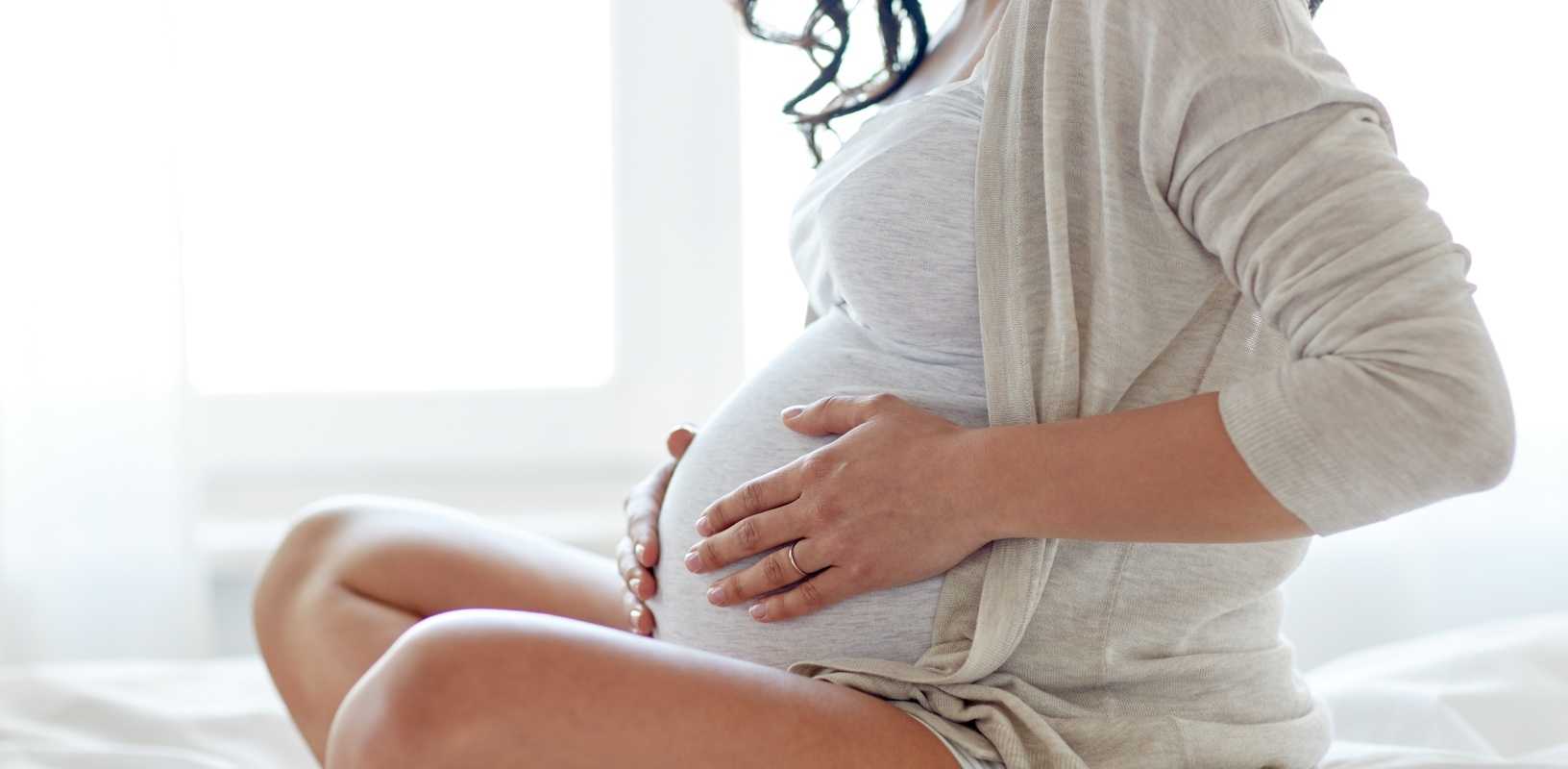 Чем опасен запор при беременности. причины, последствия