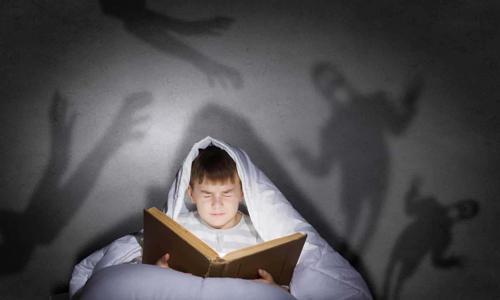 Ребенок боится спать один в комнате: рекомендации психолога