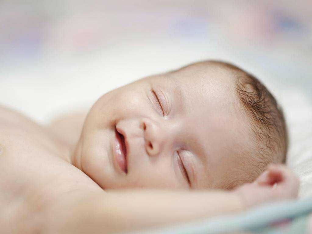 Сколько должен спать ребенок в 3 месяца, а сколько – бодрствовать