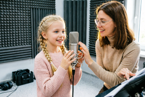 Как помочь ребёнку полюбить пение: 7 стратегий