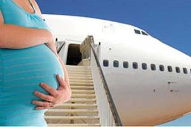 Можно ли летать на самолете на ранних сроках беременности