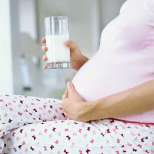 Когда появляется молоко у беременных по времени: на каком сроке, месяце, неделе до родов у женщины начинает выделяться грудное молозиво?