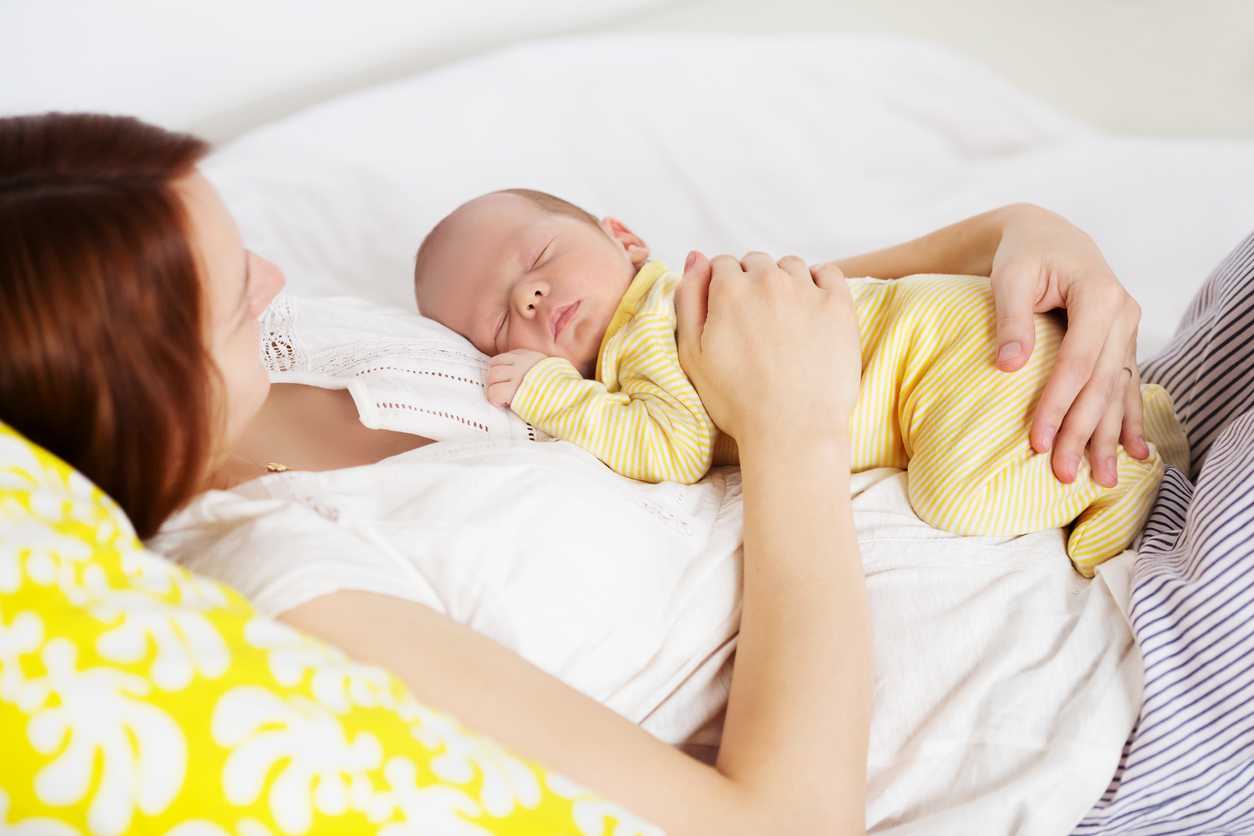 Режим дня новорожденного: сон ребенка до месяца