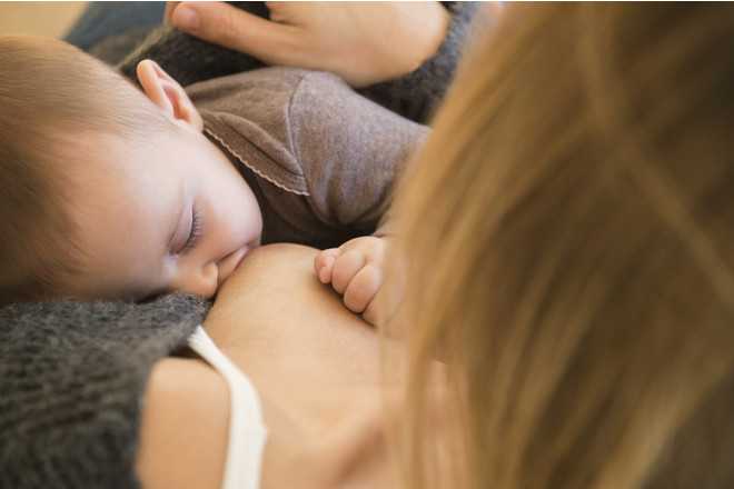 Как уложить ребенка спать без грудного кормления: полезные советы
