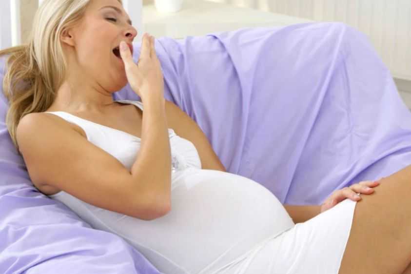 Почему возникает бессонница при беременности в первом триместре Опасно ли такое состояние для женщины и ее малыша Как помочь уснуть будущей маме Можно ли принимать снотворное