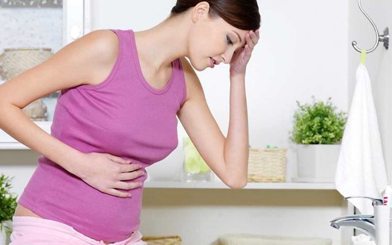 Опасна ли диарея при беременности?