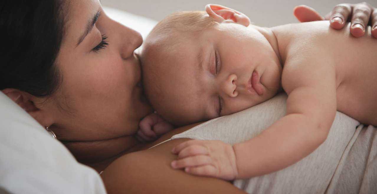 Как правильно укладывать ребенка спать: 6 советов