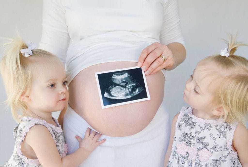 27 неделя беременности: что происходит с малышом и мамой, фото, развитие плода