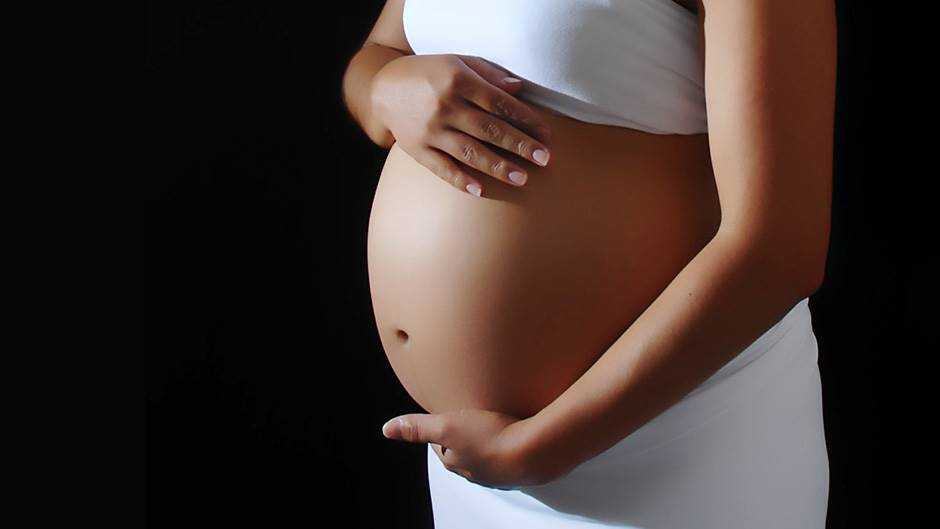 Беременность и загар, правила, последствия загара при беременности