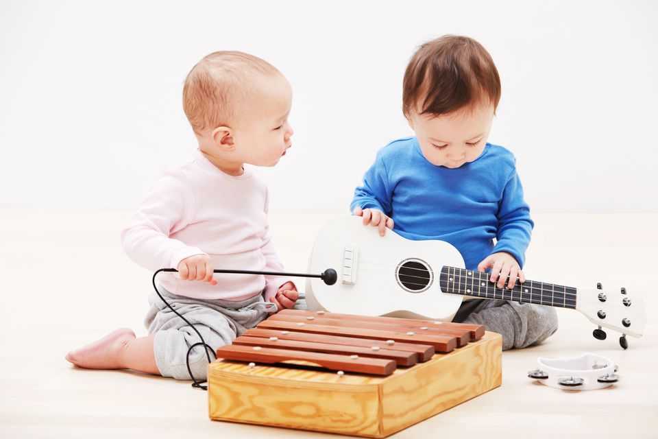 Ребенок и музыка - причины, диагностика и лечение