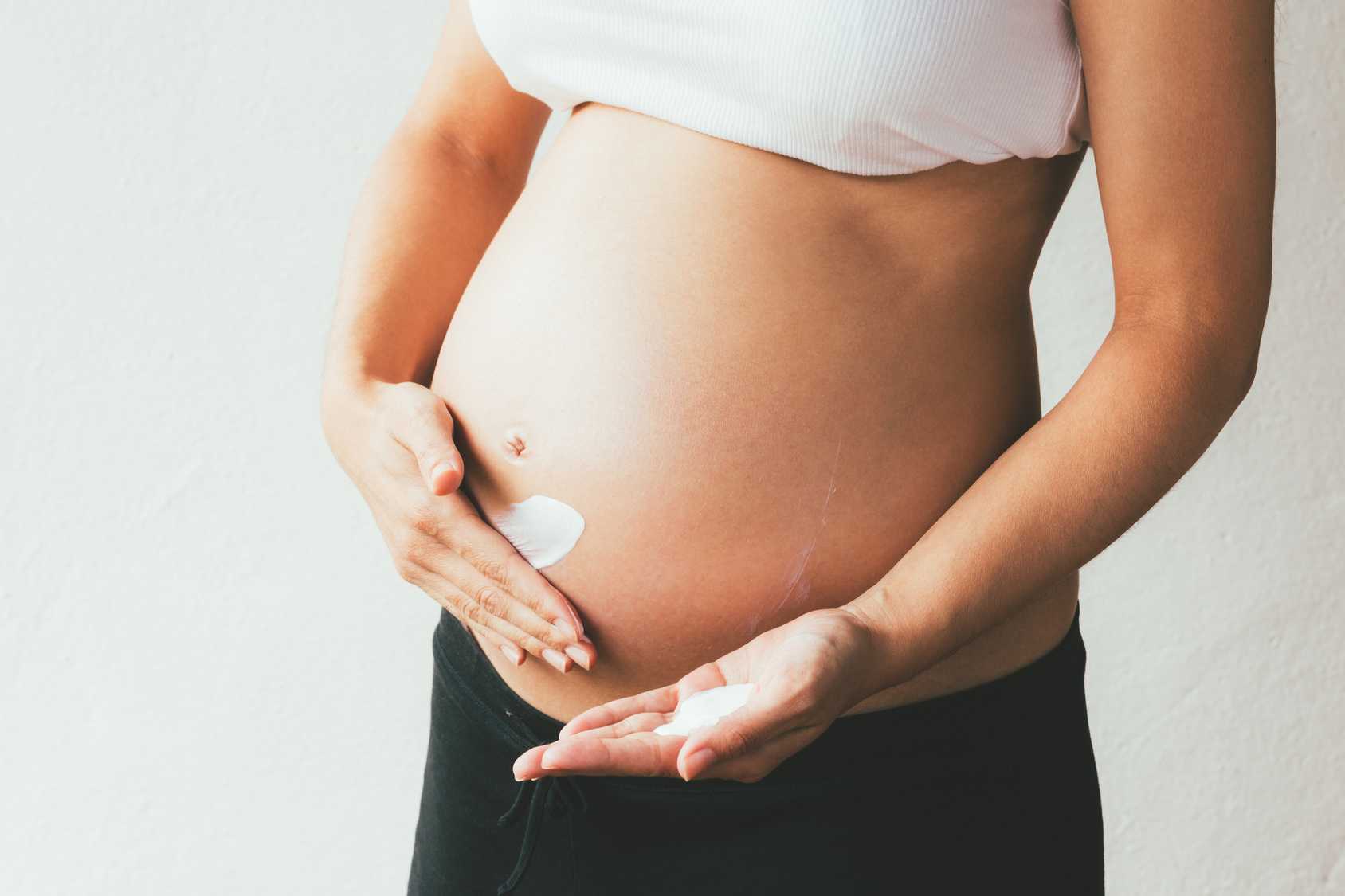 Загар при беременности на ранних сроках - можно ли и как правильно это делать