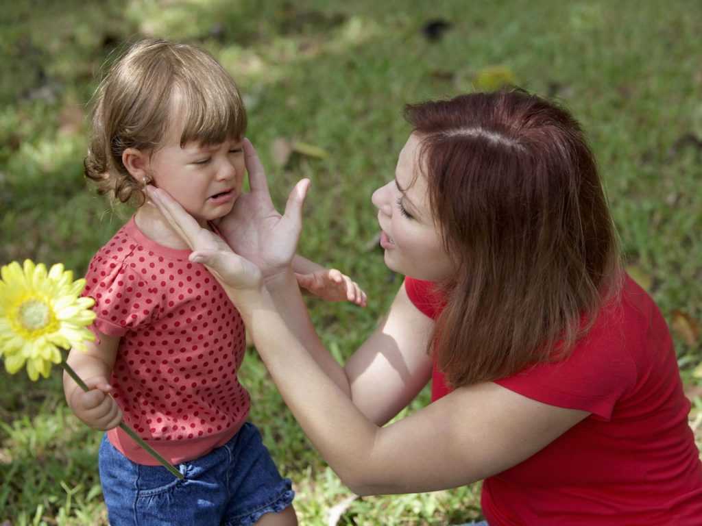 Как перестать бить и ругать своего ребенка? советы психологов и педиатров