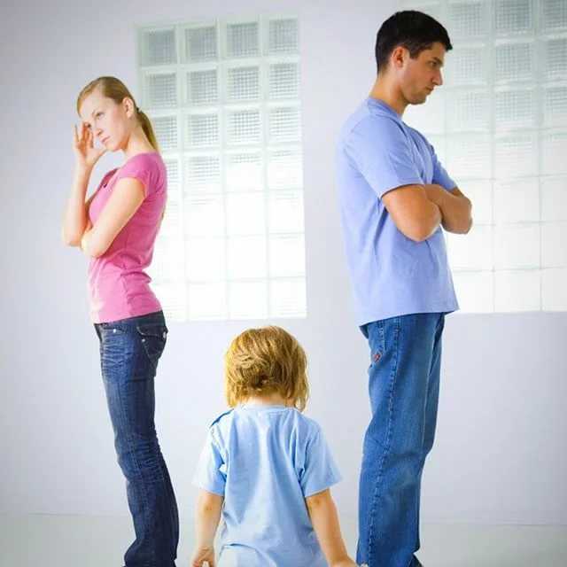 Как разведенные отцы манипулируют детьми? |