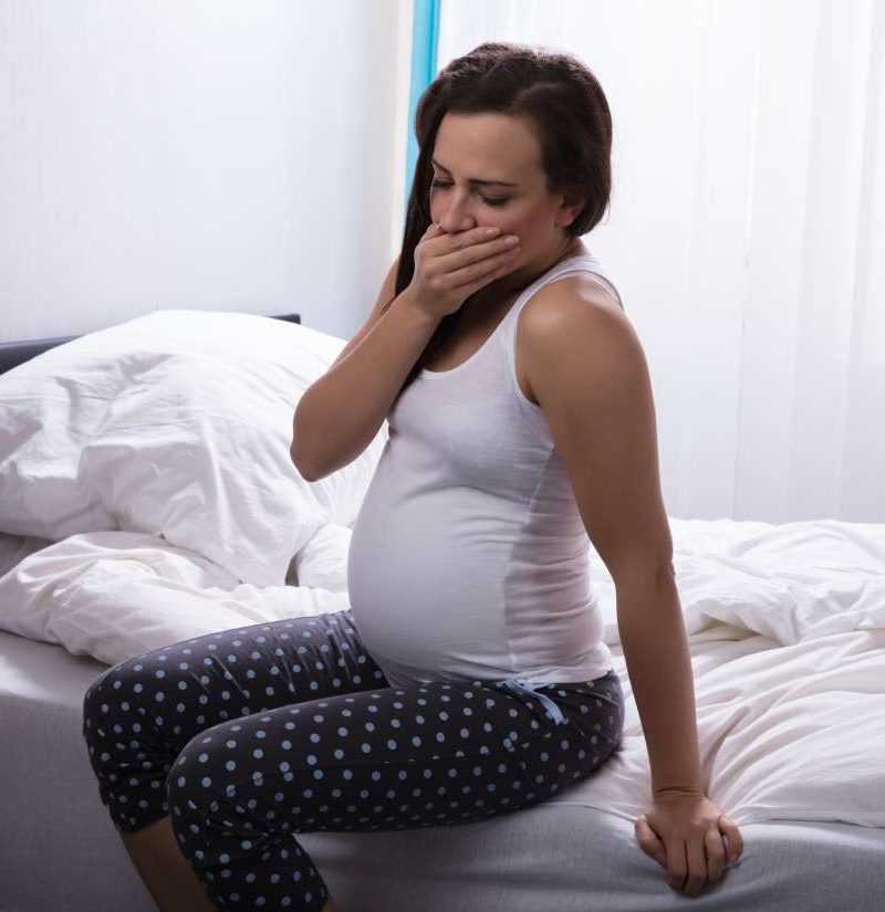 Отравление при беременности: что делать, пищевое на ранних сроках, последствия