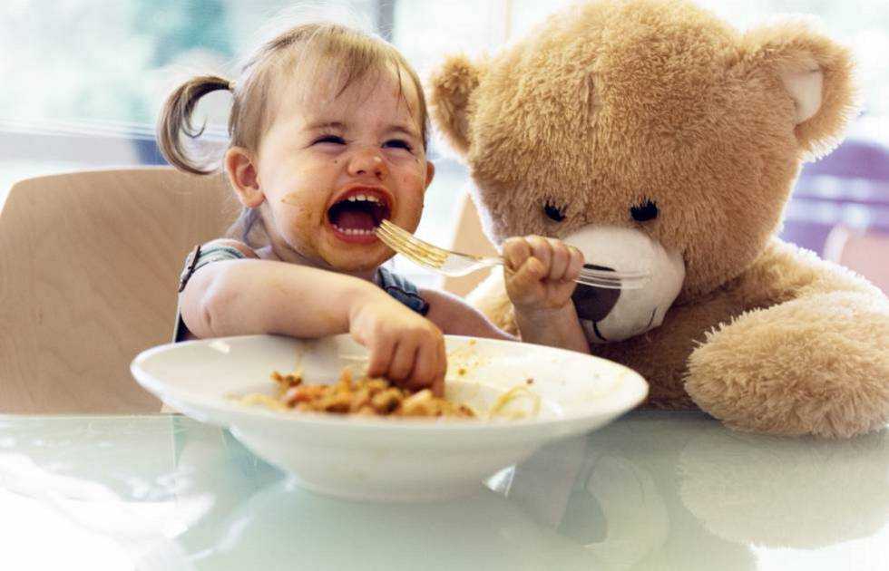 Ребенок ест только под мультики | уроки для мам