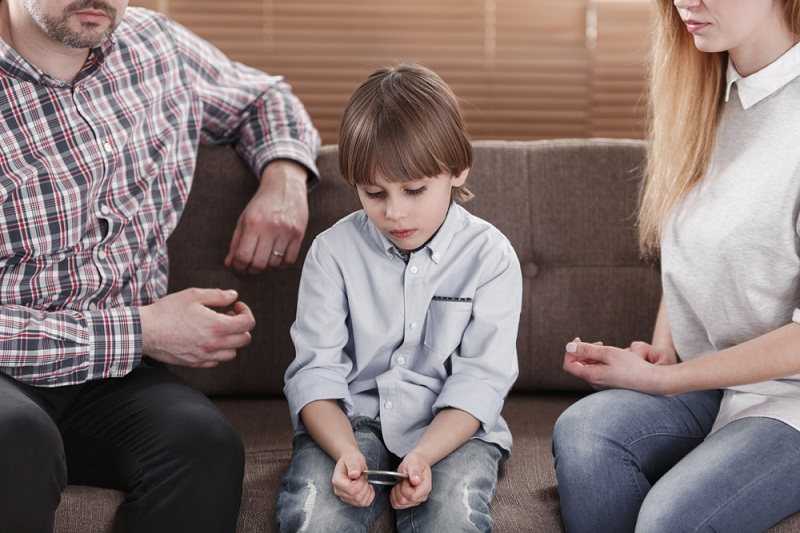 С кем остается ребенок после развода - раздел детей при расторжении брака 2021