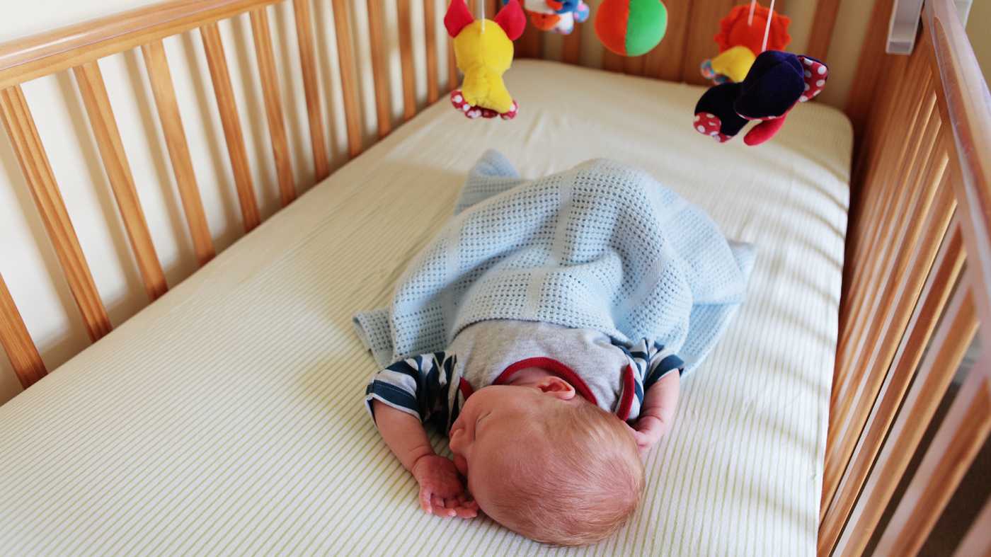 Как уложить спать месячного младенца?