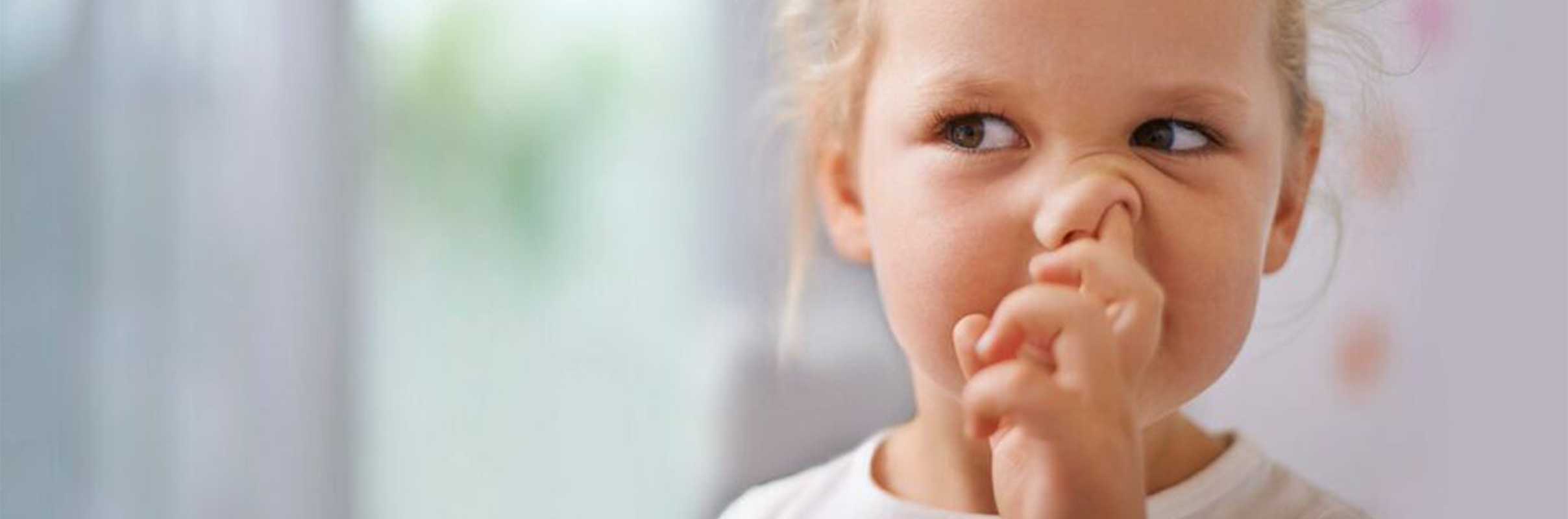 Ковыряние в носу: привычка, как отучить ребенка, избавление