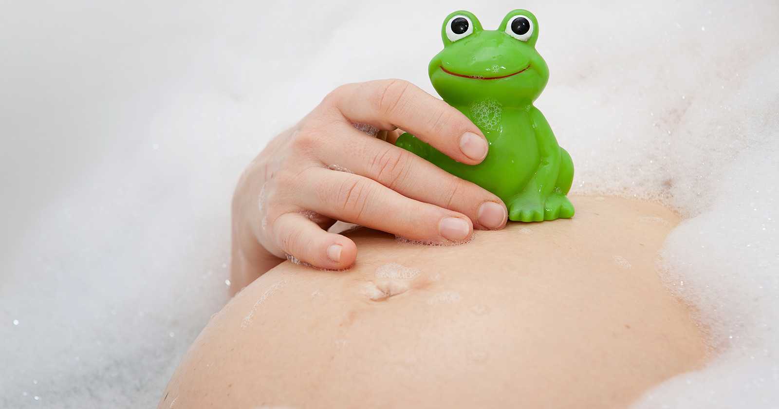 Можно ли беременным принимать ванну на ранних сроках?