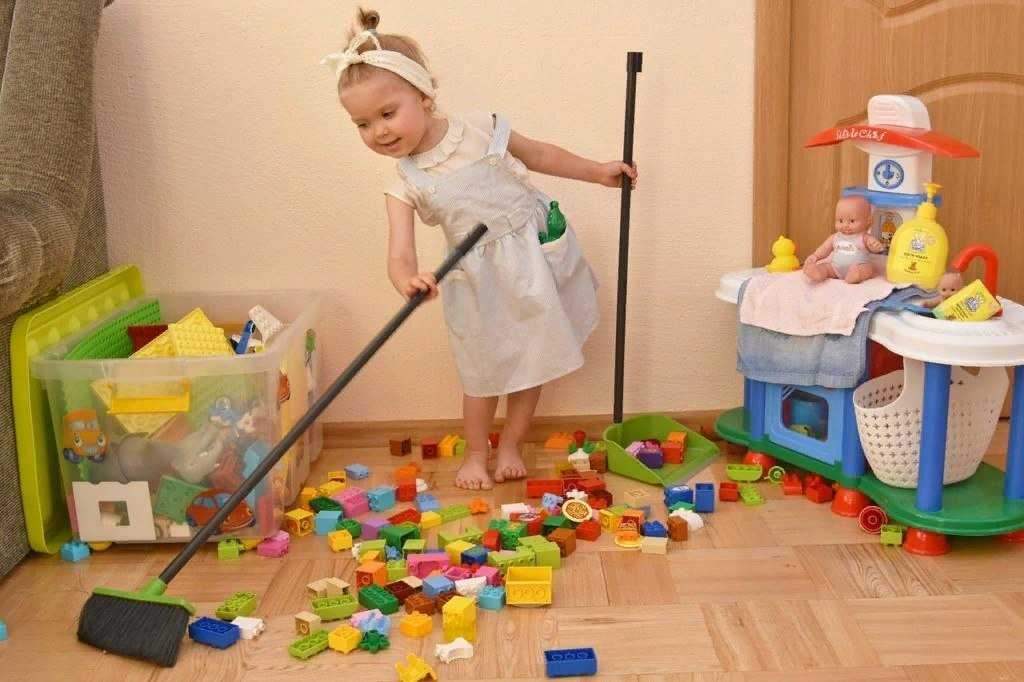 Как заставить ребёнка убирать игрушки