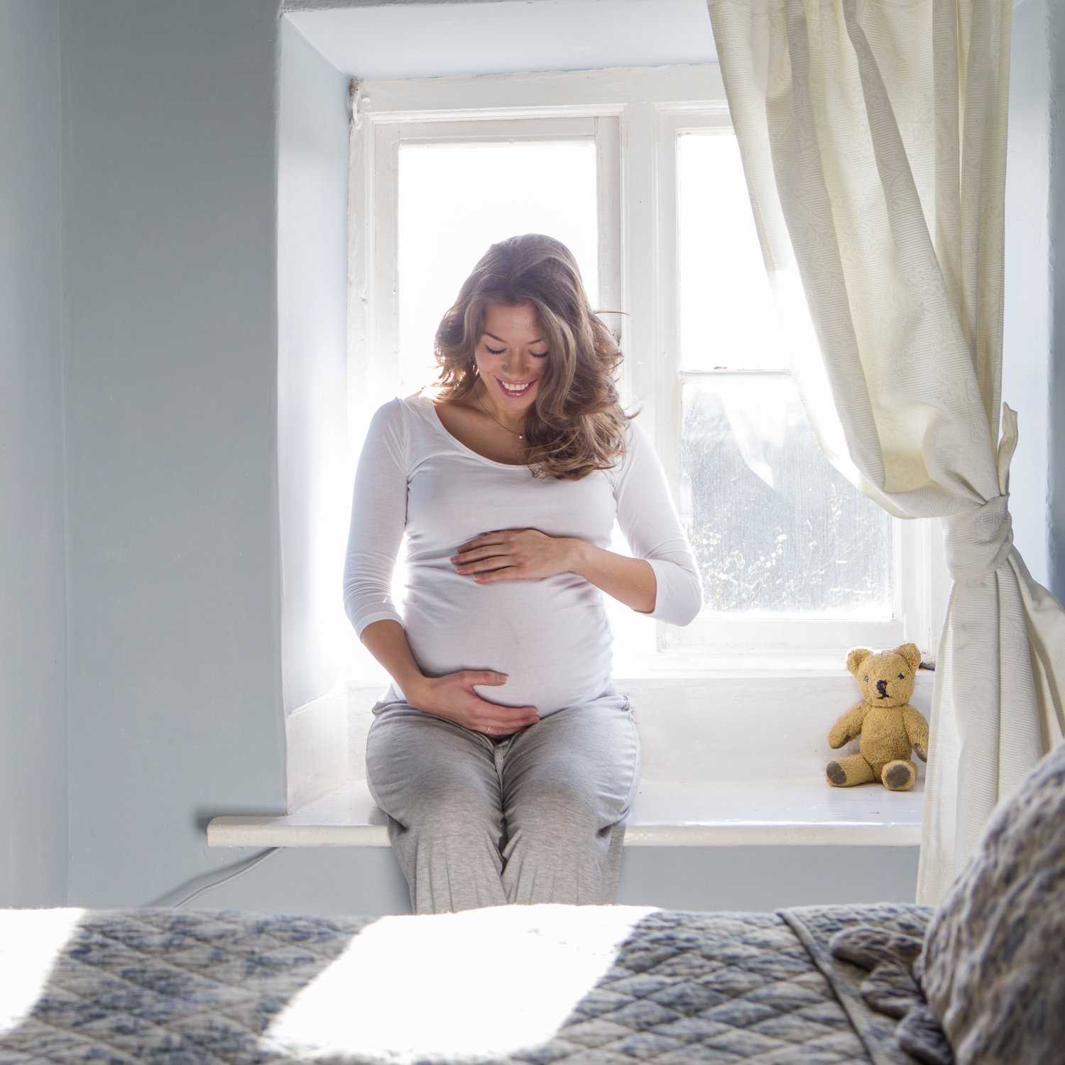 26 неделя беременности: развитие плода и ощущения женщины