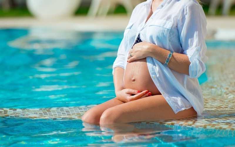 А вы принимаете ванны с добавками во время беременности?