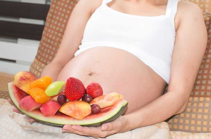 Список продуктов при беременности, какие можно есть на разных сроках