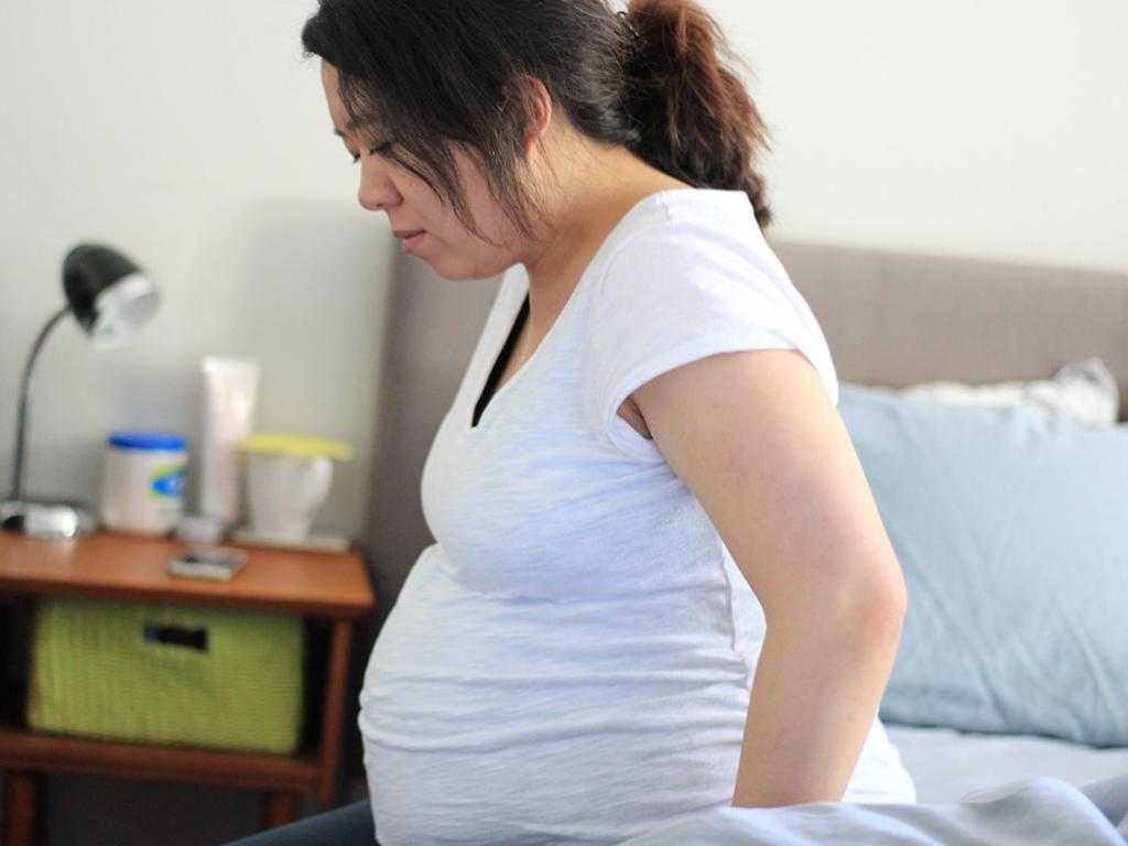 Чем опасен понос при беременности в 1, 2, 3 триместре и как его лечить