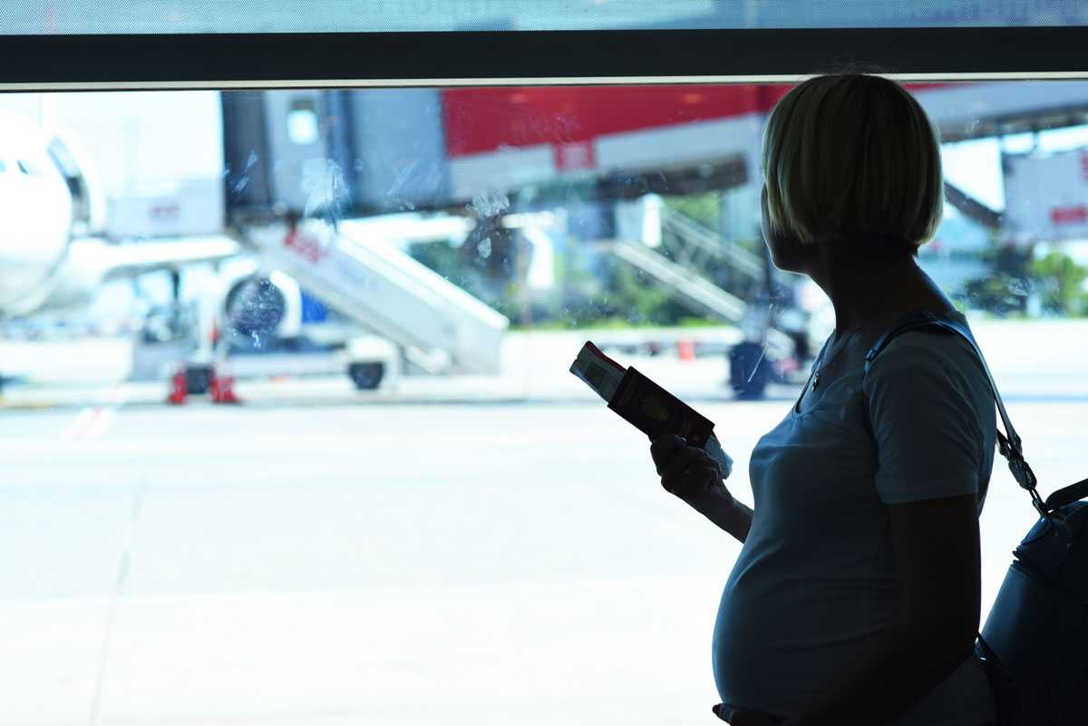 Можно ли беременным летать на самолете? 8 правил для отпуска. перелеты в первом и втором триместре беременности