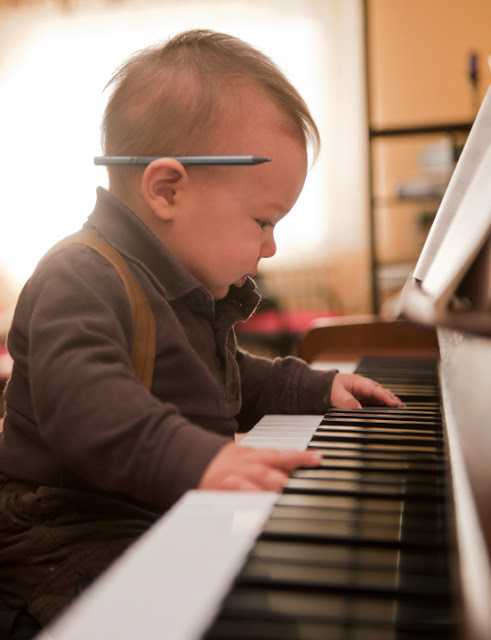 Музыка и воспитание детей: как ребенок развивается через музыку?