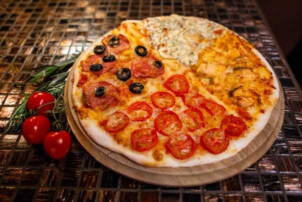 Можно ли пиццу при грудном вскармливании. Ингредиенты для пиццы для детей. Кусок пиццы в подарок. Можно пиццу при грудном вскармливании. Можно пиццу при грудном вскармливании.