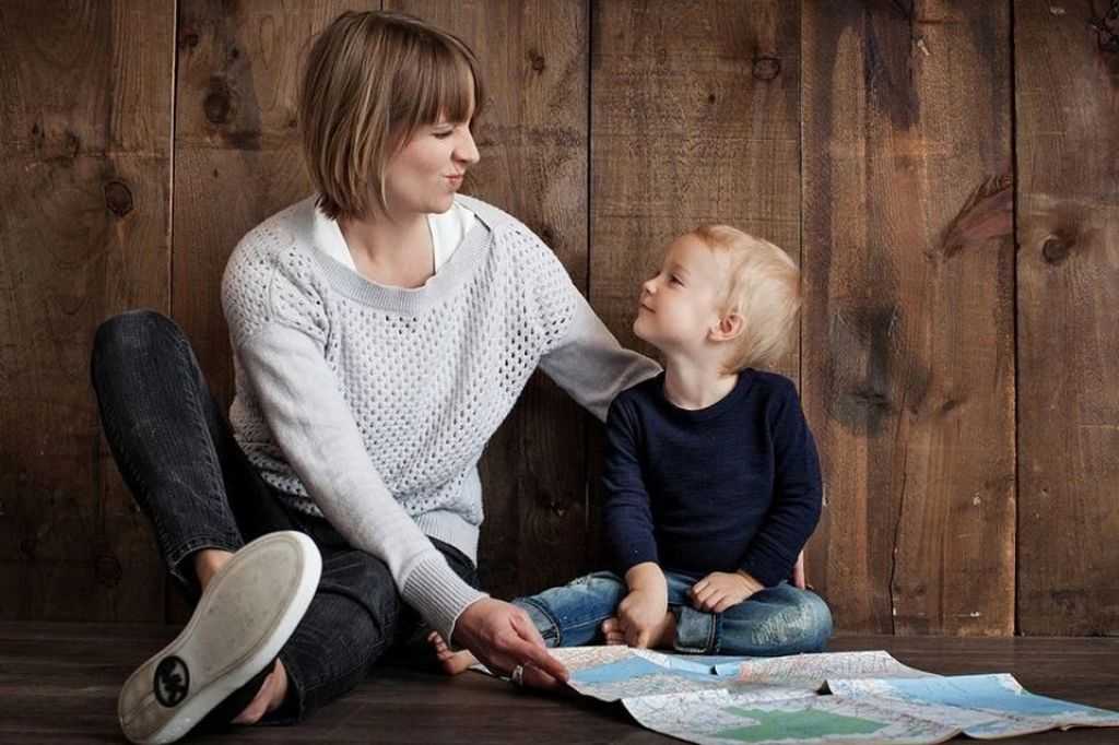 Как общаться с токсичными родителями: 6 шагов к личным границам — нож