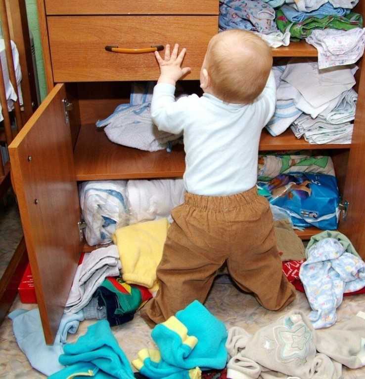 Почему ребенок ломает игрушки? потребитель