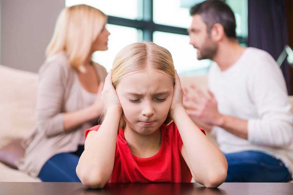 Неприятие ребенка в семье как психологический феномен