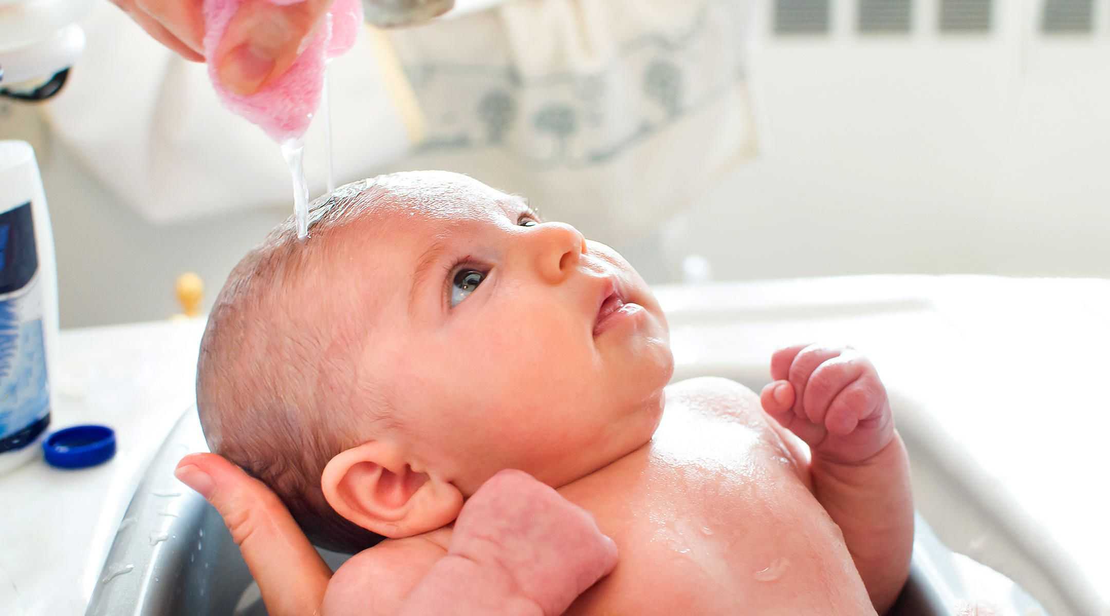 Как ухаживать за новорожденным в первые месяцы жизни? | советы для мам