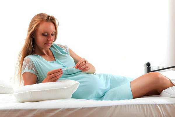 Повышенная температура при беременности — возможные причины и лечение
