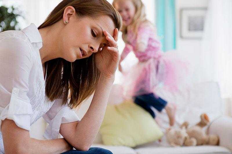 Как успокоить плачущего ребенка | уроки для мам