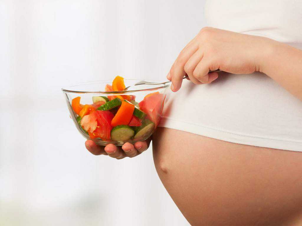 Топ-10 полезных фруктов для беременных