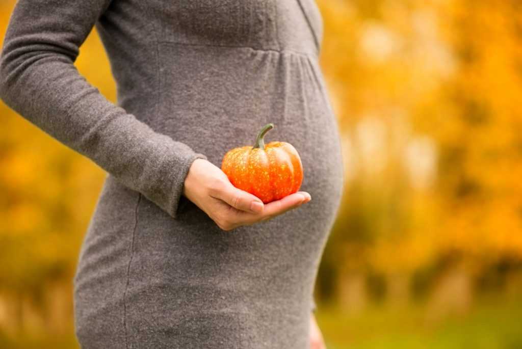 Тыквенные семечки при беременности и грудном вскармливании, польза и вред