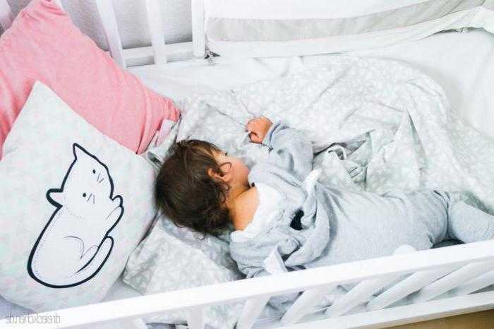 Сколько должен спать ребенок в 5 месяцев | уроки для мам
